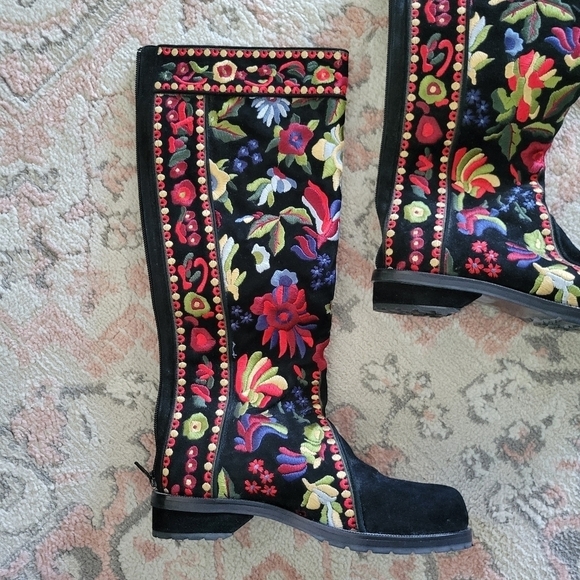 Warren Edwards Embroidered Floral Boots NWOT - Picture 8 of 11